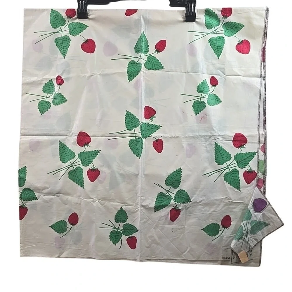 Vintage Swiss Chintz Fabric Strawberry Print‎ Jean Papon 1.2m Decor Textile FLAW